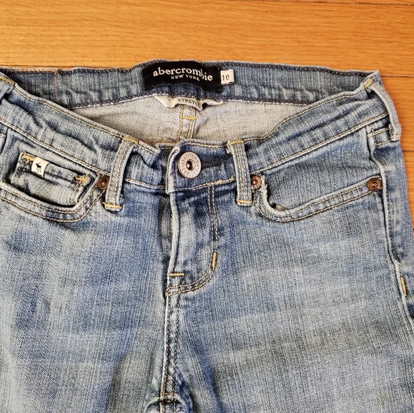 Girls Abercrombie Size 10 Denim Jeans Haley - Picture 8 of 9